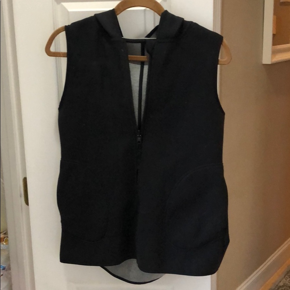 Lululemon Vest